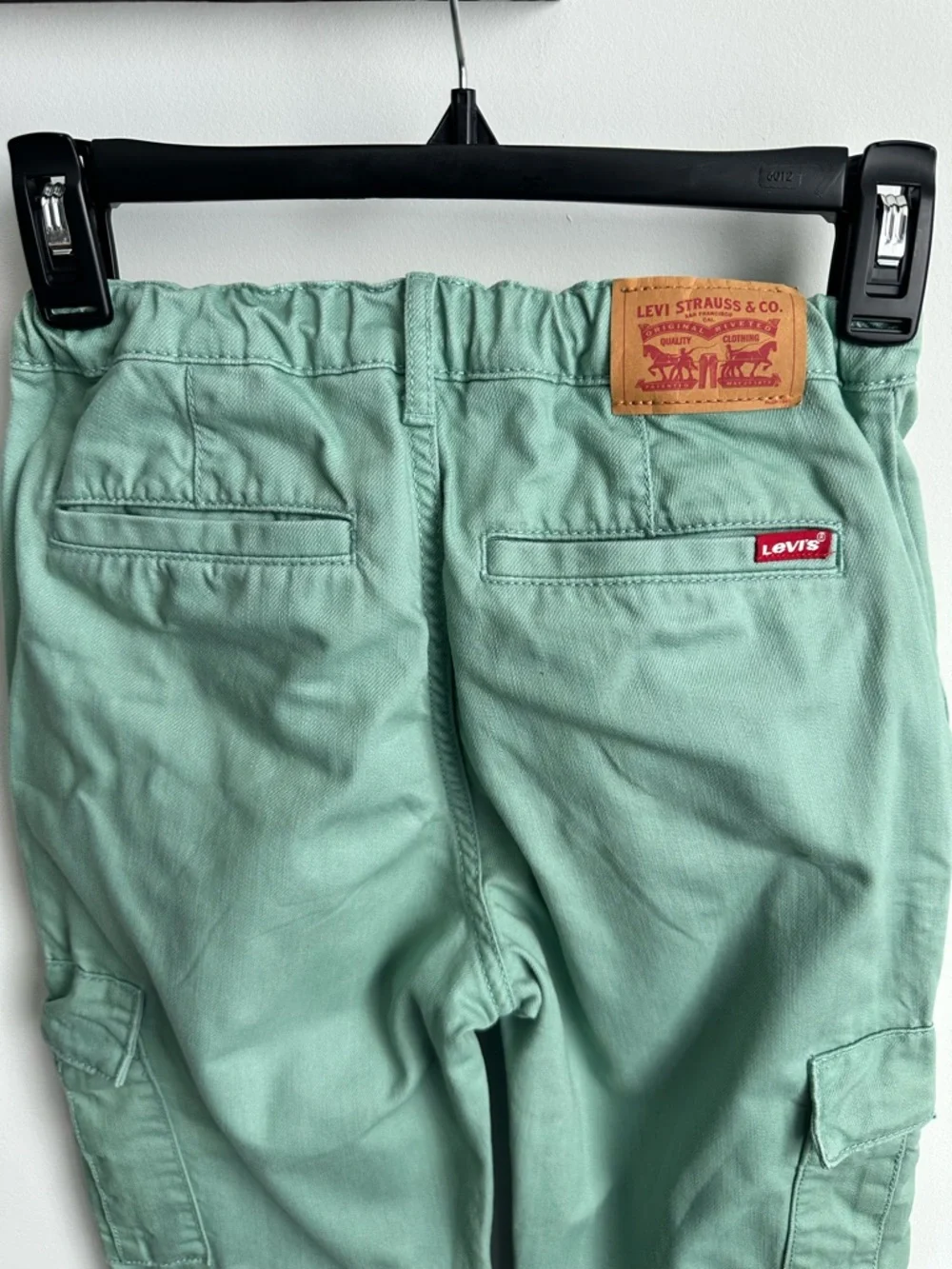 Levi’s Mint Green Cargo Pants Trendy Cotton Everyday Playwear Unisex Size 12R - Picture 11 of 13
